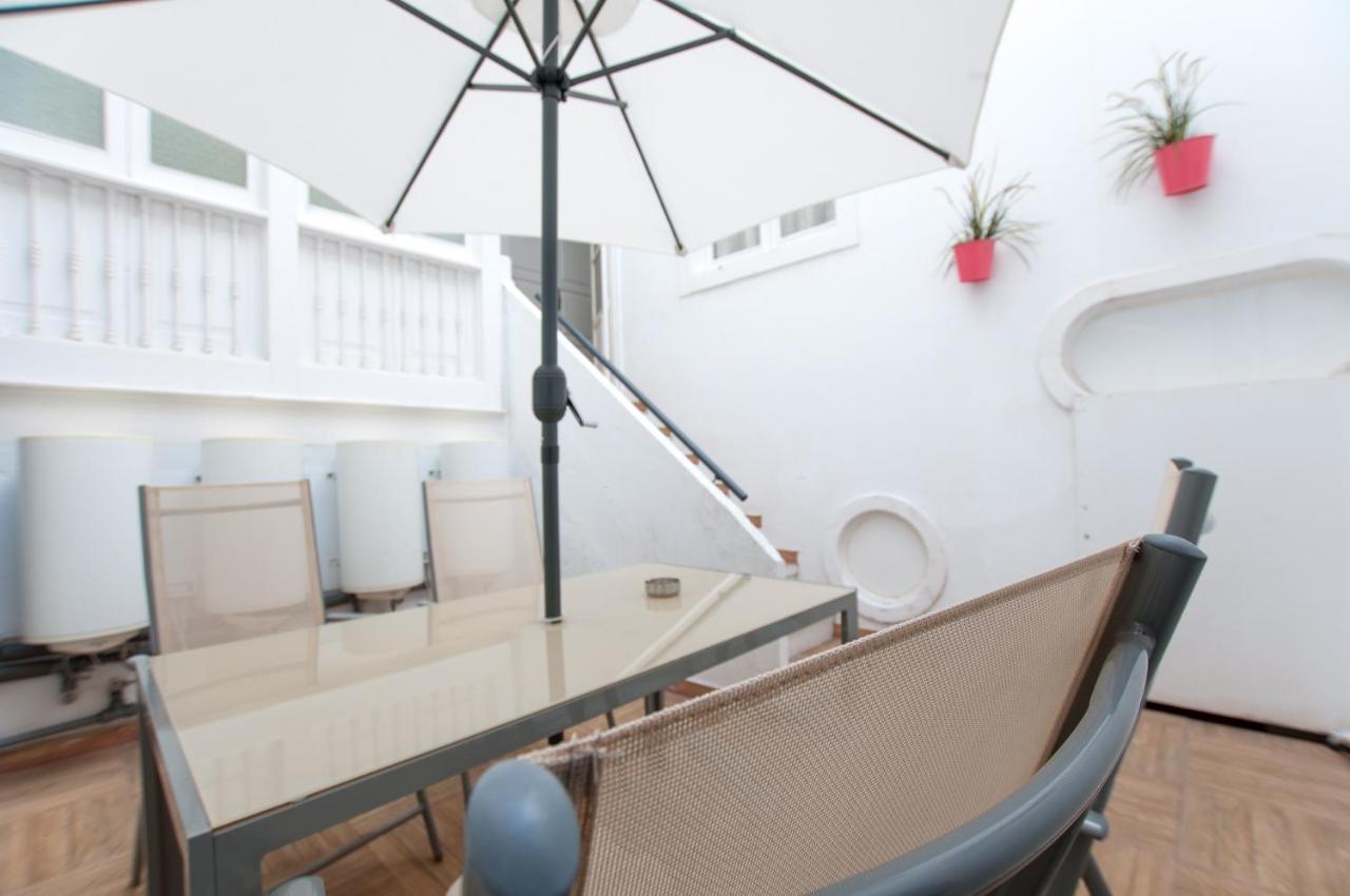 Triana Bella Suites ลาสปัลมาส เด กรานคานาเรีย ภายนอก รูปภาพ